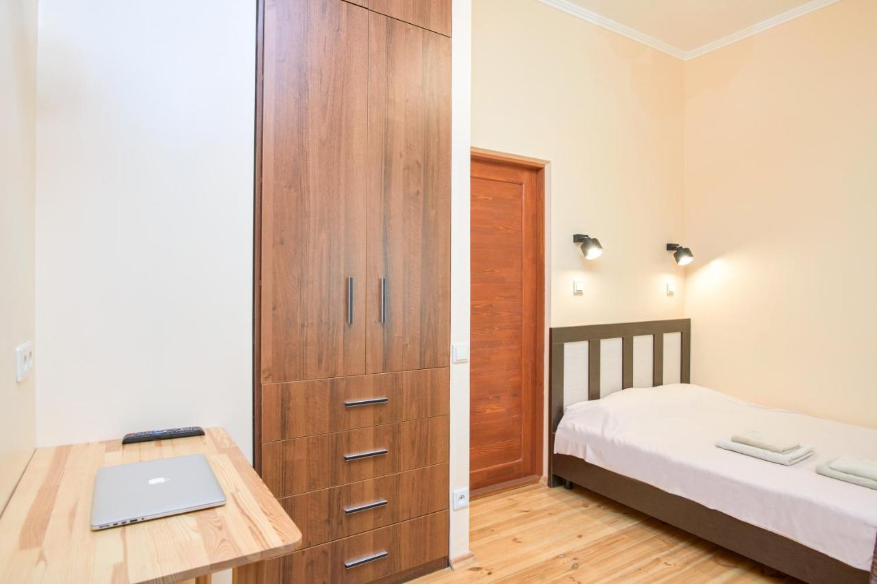 Odessa Comfort House Aparthotel Ngoại thất bức ảnh
